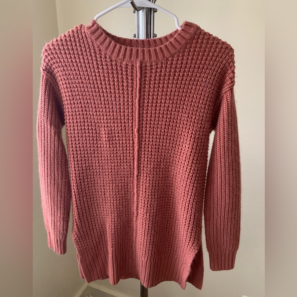 Buckle sweater